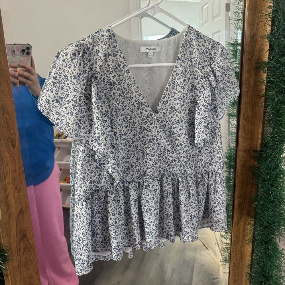Madewell Georgette Ruffle Sleeve Peplum- Blue Floral - Picture 2 of 4